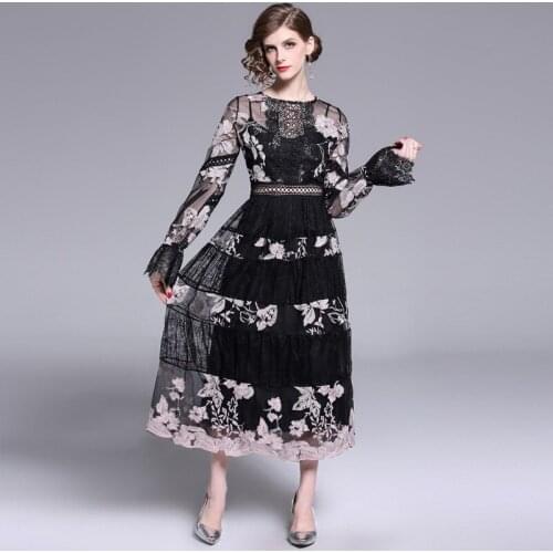 Floral Embroidery Lace Patchwork Mesh Dress Elegant Black Long Dress Perspective Sexy Party Dress Flare Sleeve High Waist B728