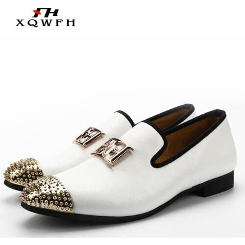 2019 New White Color Men Leather Shoes Mens Loafers with Gold Toe and Metal Party Wedding Men Dress Shoes
