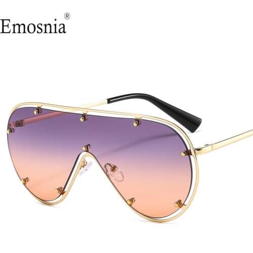 2021 New Oversized Flat Top Sunglasses Men Women Fashion One Piece Lens Rivet Sunglasses Brand Designer Unisex Eyeware UV400