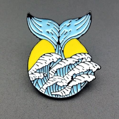 Fashion Whale tail Waves Enamel Cartoon Pins Brooches Badges Bags Metal Pin Gifts For Friend Jewelry Brooch DIY On Clothes Jeans