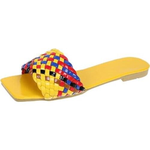 New ladies plus size slippers fashion square head woven low heel lightweight and comfortable flip-flop casual home slippers