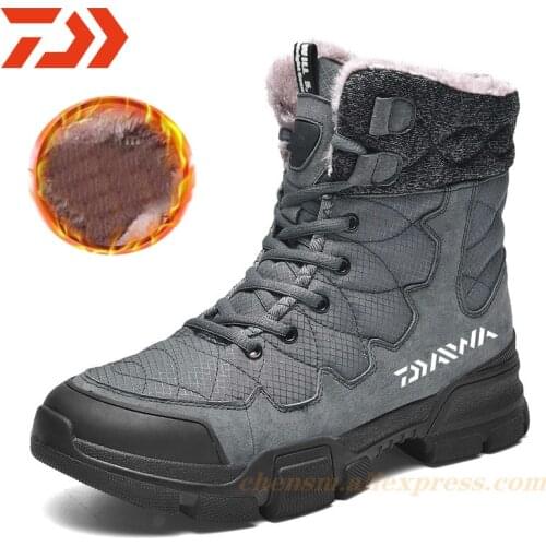 Daiwa 2021 Winter Men Snow Boots Fur Plush Warm Leather Men Fishing Boots Waterproof Ankle Boots Outdoor Non-Slip Hiking Shoes