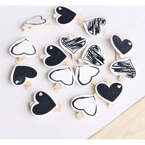 5pcs Heart 45x7mm DIY Black White Big Wood Clothes Pegs Clothespin Clips Office Party Decoration Accessories Photo Hanging Pegs