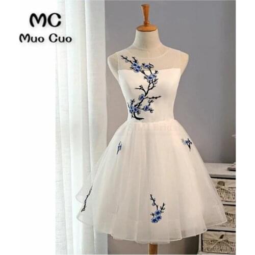 White embroidery Bridesmaid Dresses 2021 A Line Short Knee-Length Tulle Bridesmaid Dress Plus Size for Women Wedding