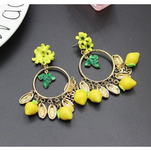 Ball retro fashion earrings female earrings catwalk section Baroque circle earrings temperament retro big earrings 436