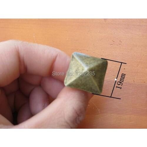 19*19mm Furniture Hardware square nails Quartet nails Nails plane Decorative nails Antique sofa doornail Wholesale