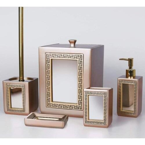 By Selim Veroni Vizon-Gold Bathroom Set