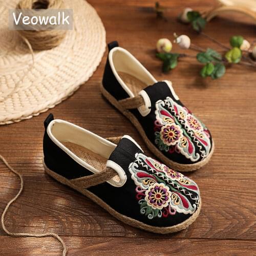 Veowalk Retro Women Handmade Loafers Ladies Embroidered Espadrilles Spring Summer Comfortable Slip-on Flat Sneakers Shoes