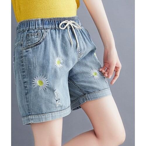 6433 Summer Women Denim Shorts Oversize Daisy Embroidery Hole Straight Bleached Scratch Cowboy Hip Hop Streetwear Chic Clothes
