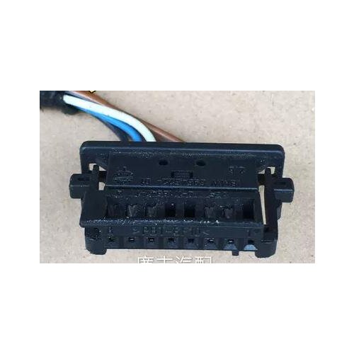 1PCS FOR taillight plug 8PIN connector USED