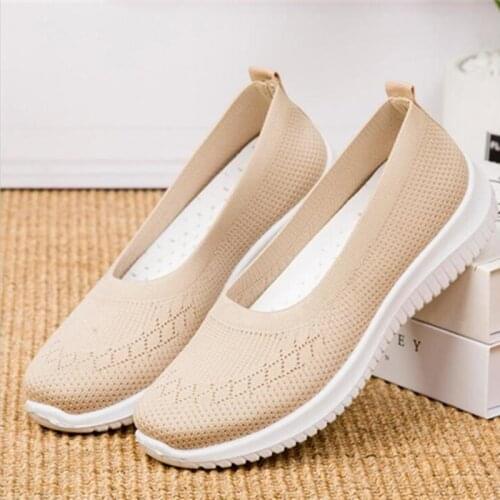 Ballet Flats Women Red Comfortable Knitted Slip-on Shoes Womens Loafers Ladies Platform Creepers Grandmother Mom Sport Sneakers