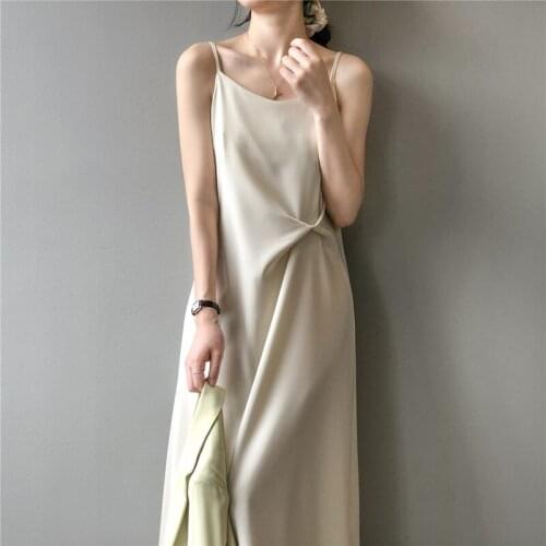 2021 Summer Elegant Ladies Smooth Spaghetti Strap Satin Long Dress Solid Fold Black Sleeveless Casual Dresses Women Vestidos