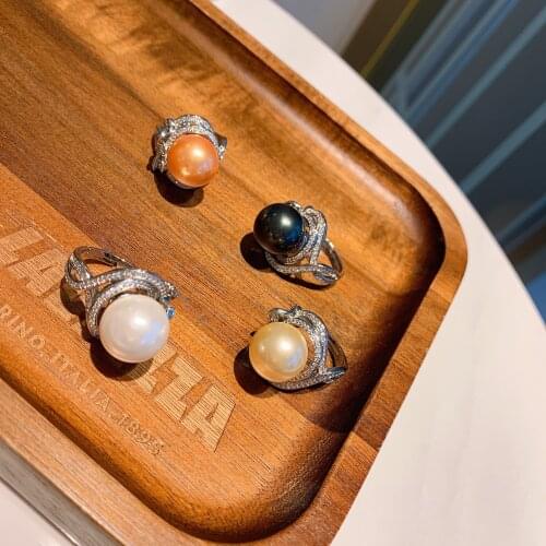 QTT Elegant Retro Pearl Rings for Women Lady Shiny Crystal Rhinestone Charm Ring Wedding 925 Sterling Silver Jewelry