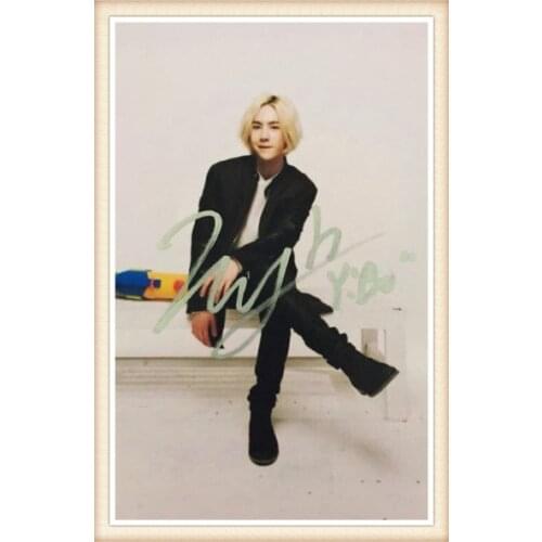 UNIQ YiBo autographed signed original photo 4*6 inches singer gifts collection freeshipping 02.2016 4