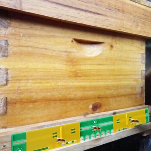 5 Pcs Durable Beehive Bee Box Door Entrance Gate Anti-Escape Door Beekeeper Tool Beehive Entrance Anti-Escape Plastic Hive Gate