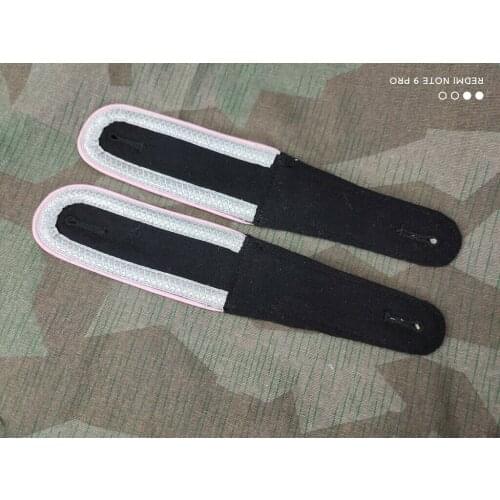 PAIR OF WWII German Elite panzer Unteroffizier Sergeant shoulder boards