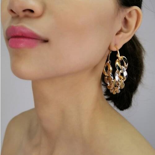 63MM Diameter Big Circle Round Hoop Earrings for Womens Fashion Acrylic Statement Charm Chain Earrings Party Jewelry UKMOC