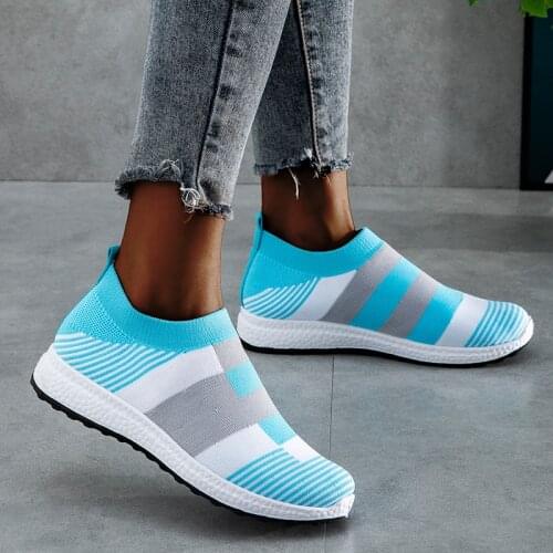 2021 Trade Large Size 35-43 Women& Shoes Autumn Cross-Border Leisure Sports Sock Shoes Lightweight Breathable Cloth Shoes Soft