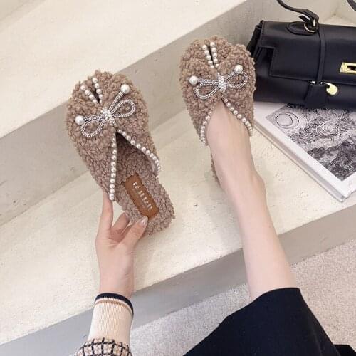 2021 New Shoes String Bead Slippers Soft Slides Slipers Women Fashion Fur Flip Flops Cover Toe Loafers Low Comfort Luxury Plush