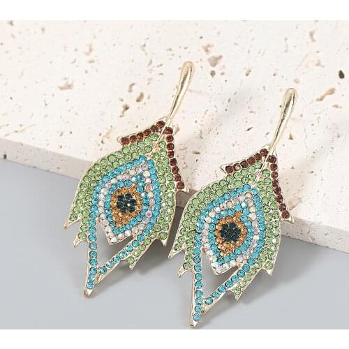JIJIAWNEHUA Fashion New Rhinestone Leaf Shape Novel Design Female Earrings Dinner Party Luxury Jewelry Accessories Accessories