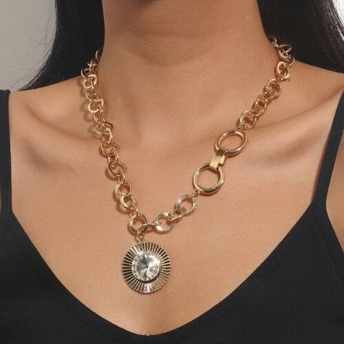 ORNAPEADIA Fashion Pendant Necklace for Women Personality Hip Hop Short 8 Character Chain Clause Glass Diamond Alloy Necklace