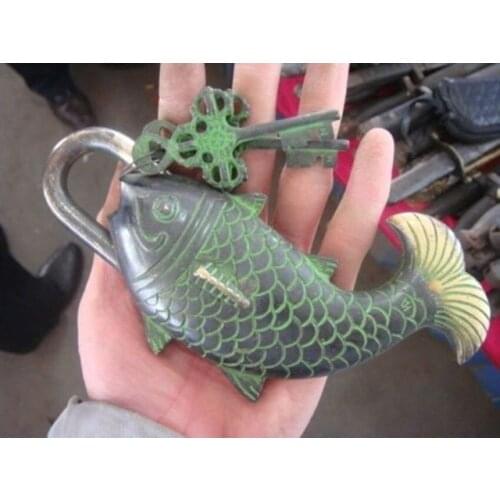 Estilo Vintage latón grabado en forma de pez Botón de prensa candado delicado con 2 teclas de decoración