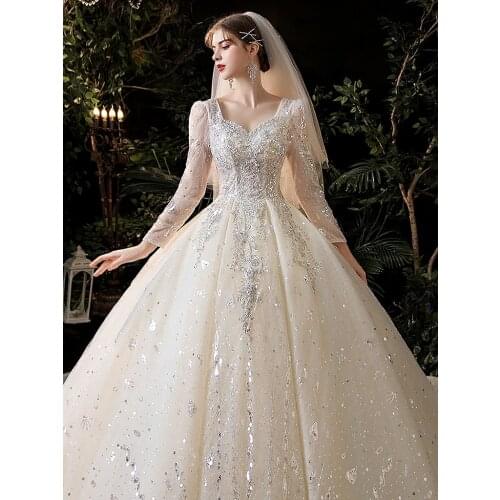 Long Sleeves Wedding Dress V-Neck Saudi Arabia Crystal Sequined Lace Applique Beaded Woman Luxury Princess Bridal Gowns 2021 New
