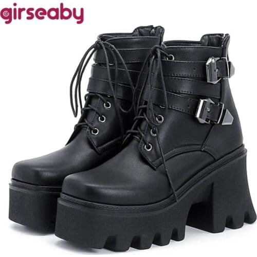 Girseaby Black Platform Combat Ankle boots for women Lace Up Buckle Strap Woman shoes Winter biker boots Big size 2021 New Cool