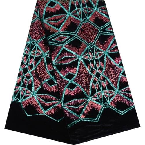 Latest Velvet Sequined Lace Fabric French Nigerian Lace Fabrics High Quality Lace Sequins African Lace Fabric For Dress 1767