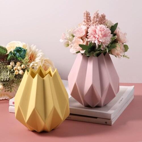 Nordic style vase decoration flower arrangement origami creative vase home decoration Ceramic crafts flower vase Storage tank