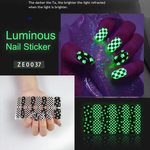 New Arrival Glow In The Dark Nail Sticker Nail Christmas Stickers For Nail Art Decoration Luminous Nail Stickers Design Green