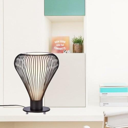 Modern Creative Table Lights Black Metal Table Lamp For Hotel Living Room Study Bedroom Bedside Home Decoration Desk Light TA209