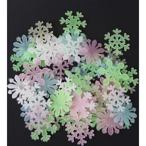 Hot 50pcs/bag Luminous snowflakes 3D luminous glow in the dark light home garden fluorescent decal Wall Sticker