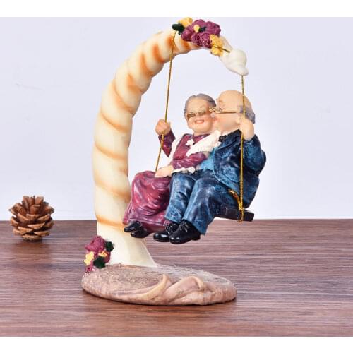 Parents Wedding Gifts Home Decoration Garden Figures Statuettes Love Couple Grandparents Miniature Resin Crafts