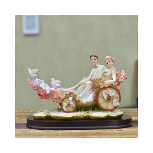 Swing creative european-style wedding gifts household decoration crafts gifts statues sculpture Home wedding