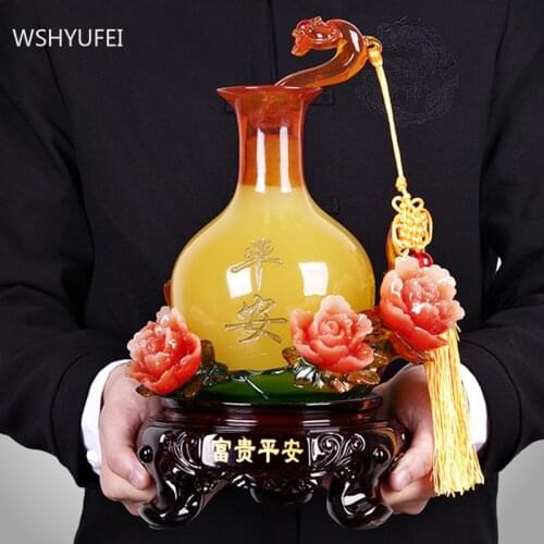 Home Retro Resin Sculpture Decoration Study Office Desktop Vase Ornaments Housewarming Shop Opening Decor Accessories Gift