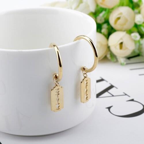 Fashion Punk Stainless Steel Razor Blade Earrings For Men and Women Gothic Street Pop Hip Hop Ear Jewelry