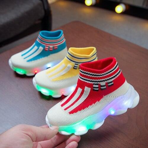 Glowing Sneakers 2020 New Breathable Air Mesh Socks Sport Shoes Kide Led Shoes Sapato Infantil Led Light Up Shoes