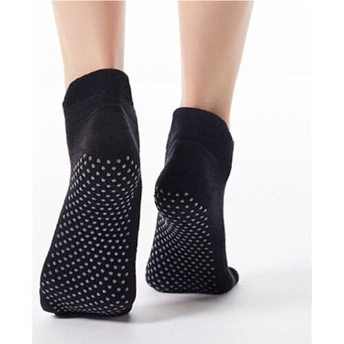 Female Cotton Ankle Socks Low Cut Short Thick Terry Socks Womens Silicone Non-slip Gym Sports Fitness Socks with Heel Protector