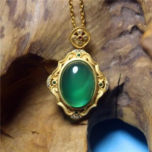 Wholesale Fashion Jewelry Green Chalcedony inlaid work Hollow out necklace for woman feature Jewelry Luxury namour charm Gift