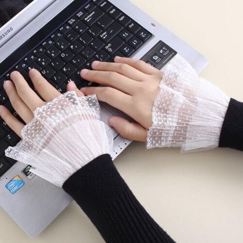 Women Layers Lace Floral False Horn Cuffs Ruffles Pleated Solid Color Detachable Fake Sleeve Wrist Warmer Clothing Accessory