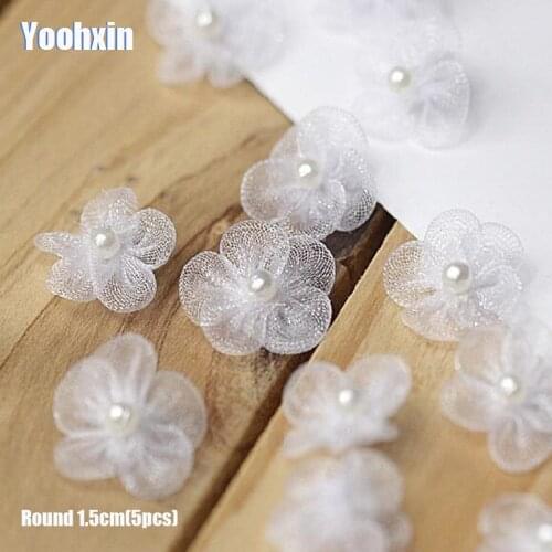 5pcs 1.5cm Luxury 3D beads white Flower embroidery patches iron on DIY sewing Sticker applique cloth wedding dress decor