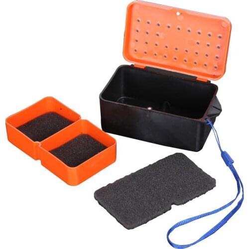 Multifunctional 2 Compartments Live Bait Box Red Worm Earthworm Lure Plastic Boxes Fly Bass Tilapia Carp Fishing Tackle Lanyard