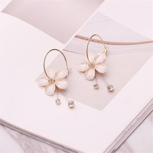 2021 New Fashion Flower Petals Long Drop Earrings For Women Personality Elegant Party Jewelry Earrings