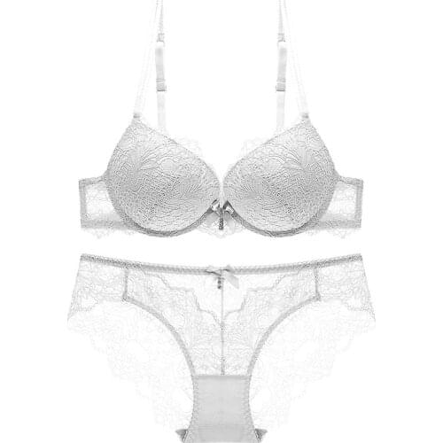 New Ladies And Girls Sexy Gathered Lace Thick Underwear Bra Set Luxury Noble Hollow Lace Underwear Two-Piece Combination