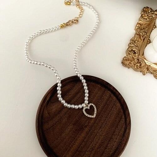 DAVINI Sweet Simulated Pearls Necklaces Heart Pendant Choker Necklace Women Female Minimalist Jewelry Gifts MG442