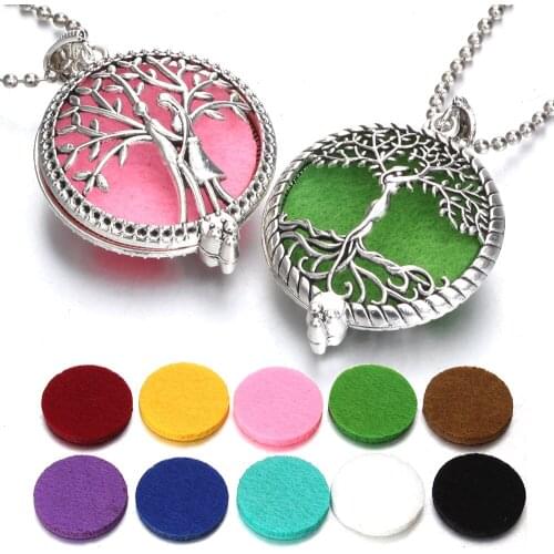 Antique Aromatherapy Diffuser Necklace Open Vintage Lockets Pendants Box Perfume Aroma Essential Oil Diffuser Necklace