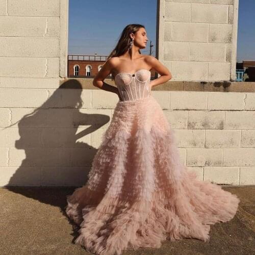 Pink Pretty Prom Dresses 2021 Strapless Sleeveless Ruffles Tulle Ball Gown Floor Length Women Formal Evening Party Elegant Gowns