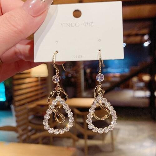 Irregular water drop earrings female long Korea temperament web celebrity exaggerated individual character ear ornaments
