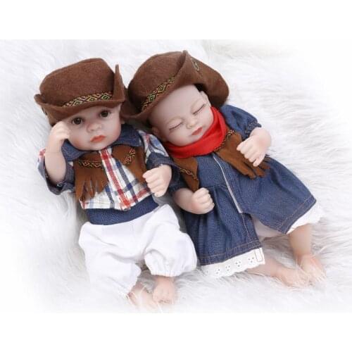 27CM Fashion Silicone Lifelike Baby Doll with Clothes and Hat Real Reborn Babies Dolls Toys for Children Birthday Christmas Gift